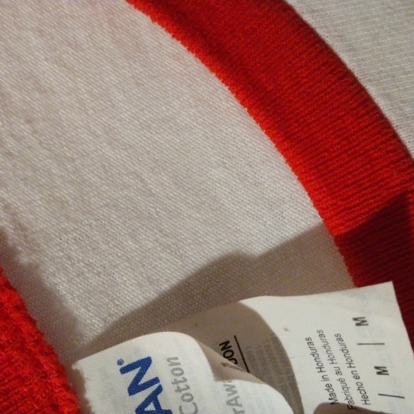 Festive Graphic Tee M - Picture 3 of 4